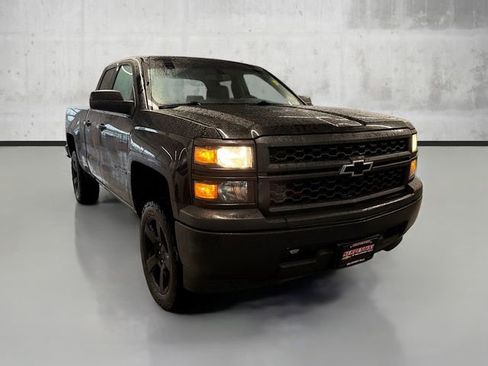 Used 2015 Chevrolet Silverado 1500 W/T w/ WT Convenience Package image 3