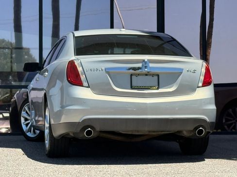 Used 2009 Lincoln MKS FWD image 8