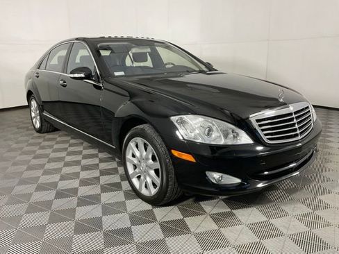 Used 2007 Mercedes-Benz S 550 4MATIC image 3