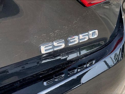 Used 2016 Lexus ES 350 w/ Navigation System Package image 10