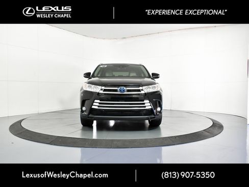 Used 2018 Toyota Highlander XLE image 13