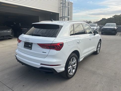 Certified 2025 Audi Q3 2.0T Premium w/ Convenience Package image 6