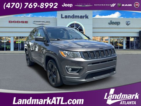 Used 2018 Jeep Compass Latitude w/ Popular Equipment Group FWD image 1