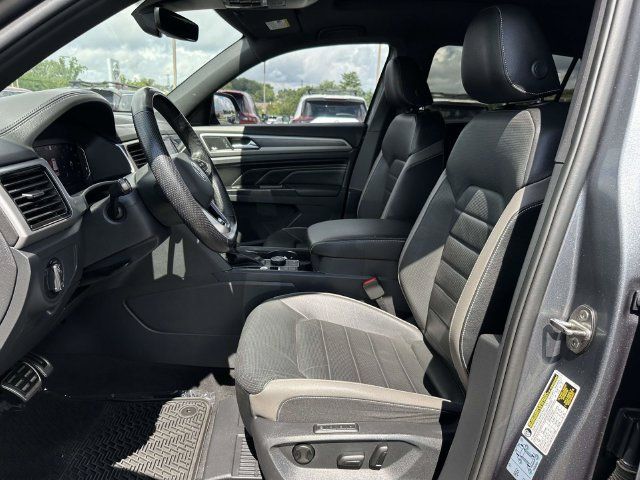 Used 2020 Volkswagen Atlas Cross Sport SEL Premium R-Line AWD/4WD image 16