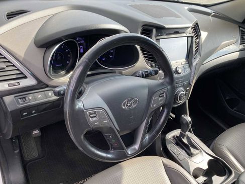 Used 2013 Hyundai Santa Fe Sport 2.0T w/ Technology Pkg image 12