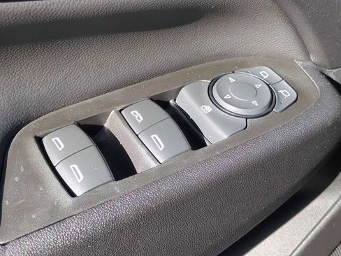 Used 2022 Chevrolet Equinox LT FWD image 22