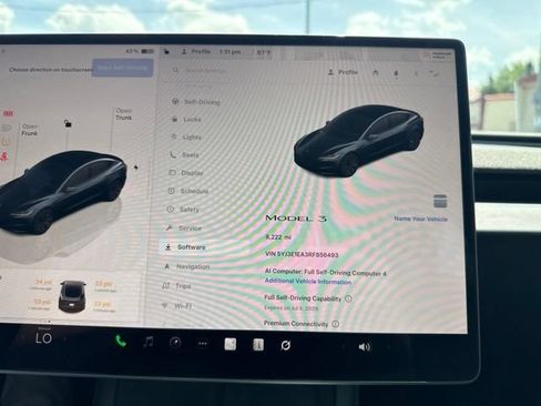 Used 2024 Tesla Model 3 Standard Range RWD image 31