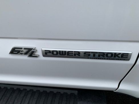 Used 2020 Ford F250 XL w/ Power Equipment Group image 20