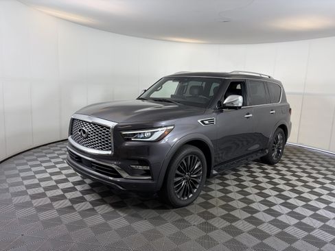 Used 2023 INFINITI QX80 Sensory w/ Cargo Package AWD/4WD image 2
