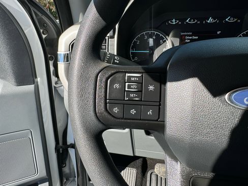 Used 2022 Ford F150 XLT w/ Trailer Tow Package image 25