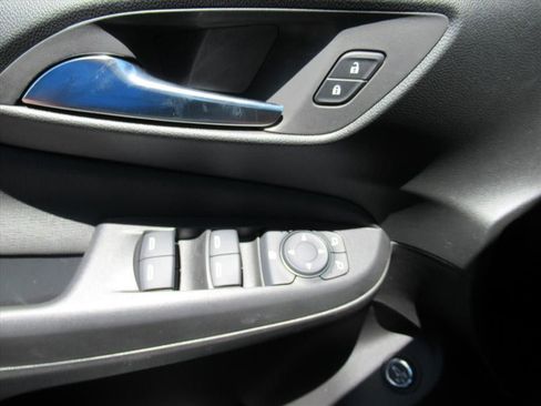 New 2026 Buick Envista Preferred FWD image 18