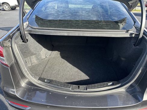 Used 2020 Ford Fusion SE image 10