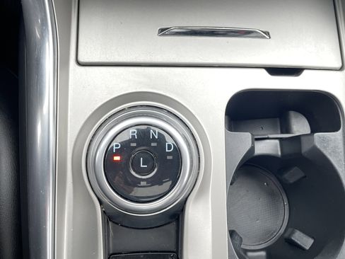 Used 2022 Ford Explorer XLT w/ Equipment Group 202A image 15