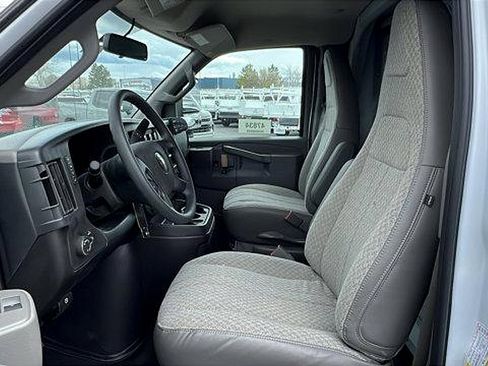 New 2024 Chevrolet Express 3500 w/ Power Convenience Package image 21