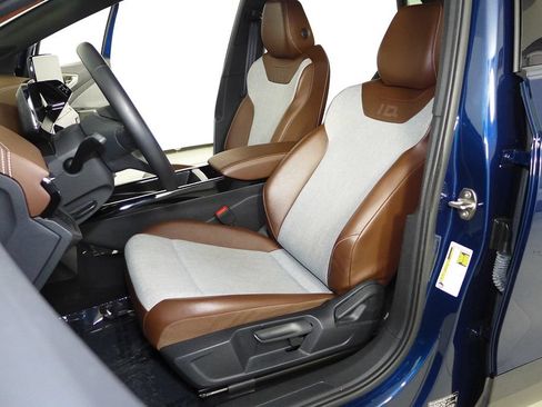 Certified 2023 Volkswagen ID.4 Pro RWD image 21