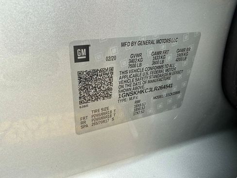 Used 2020 Chevrolet Suburban LT AWD/4WD image 36