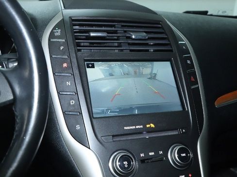 Used 2017 Lincoln MKC Reserve w/ Lincoln MKC Climate Package image 31