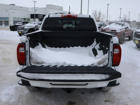 New 2026 GMC Canyon AT4 image 16