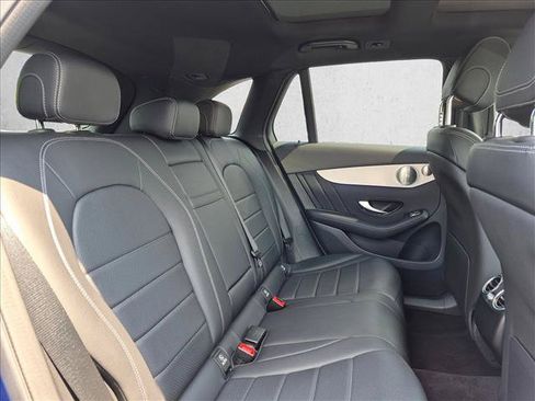 Used 2021 Mercedes-Benz GLC 300 4MATIC image 20