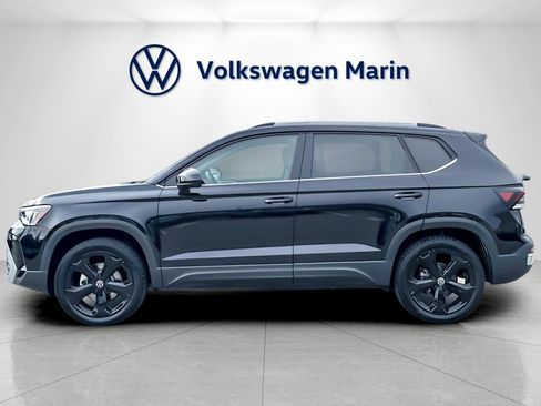 New 2026 Volkswagen Taos SEL image 2