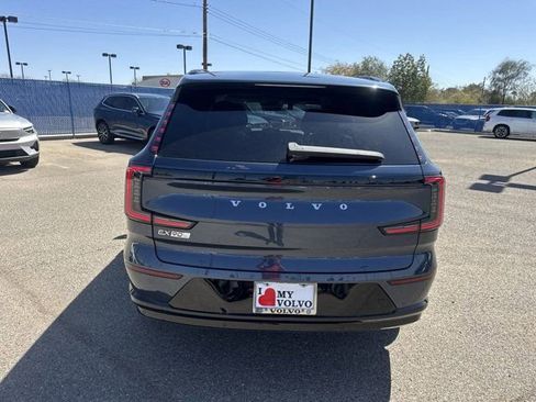 New 2025 Volvo EX90 Ultra image 5