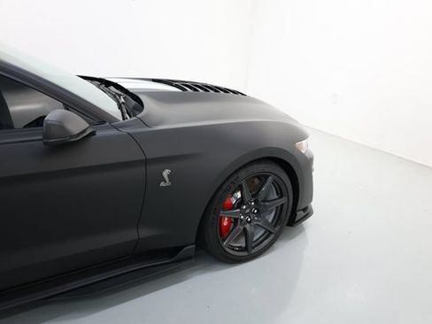 Used 2021 Ford Mustang Shelby GT500 w/ Carbon Fiber Track Pack RWD image 60