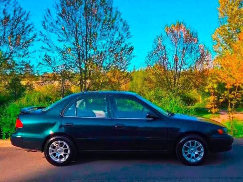 Used 1999 Toyota Corolla LE image 8