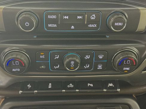 Used 2018 Chevrolet Silverado 1500 LTZ w/ Texas Edition RWD image 19