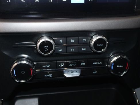 Used 2024 Ford F150 XLT w/ FX4 Off-Road Package image 46