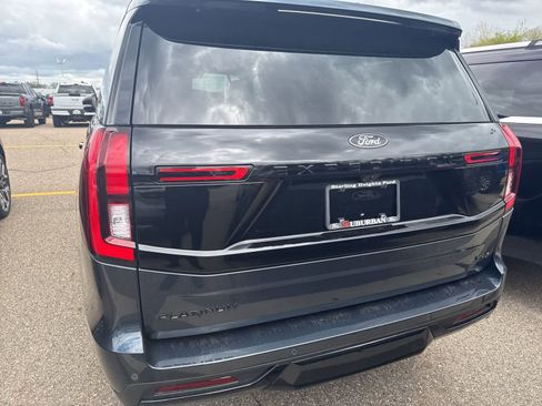 New 2026 Ford Expedition Max Platinum w/ Stealth Performance Package AWD/4WD image 10