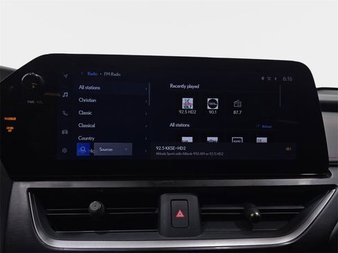 Used 2023 Lexus UX 250h F Sport image 24