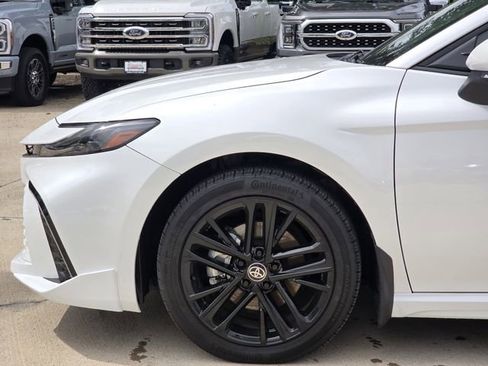 Used 2025 Toyota Camry XSE image 6