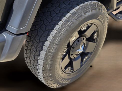 Used 2019 Jeep Wrangler Unlimited Rubicon AWD/4WD image 30
