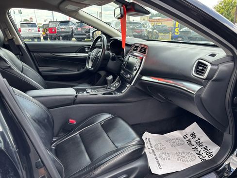 Used 2020 Nissan Maxima 3.5 SV w/ Floor Mat Group image 10