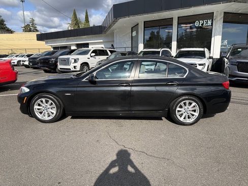 Used 2012 BMW 528i Sedan RWD image 2