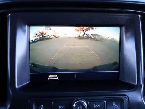 Used 2022 Chevrolet Colorado W/T w/ Custom Special Edition image 12