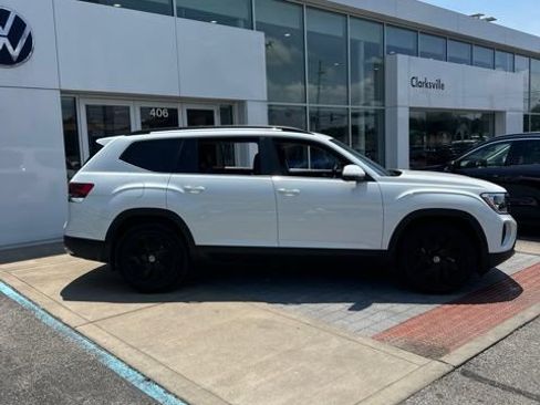 Used 2024 Volkswagen Atlas SE AWD/4WD image 5