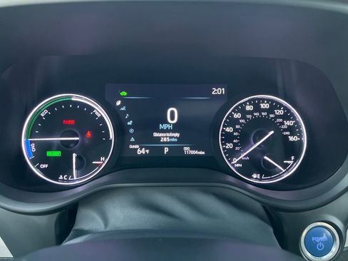 Used 2022 Toyota Sienna Platinum image 16