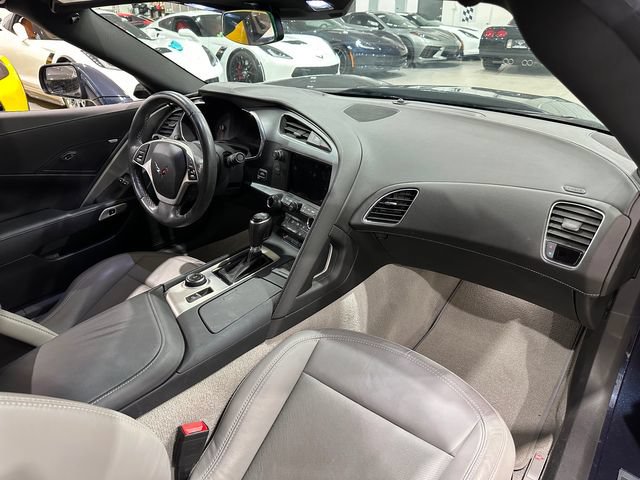 Used 2015 Chevrolet Corvette Stingray Coupe RWD image 8