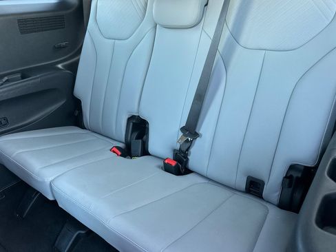 Used 2025 Hyundai Palisade SEL FWD image 18
