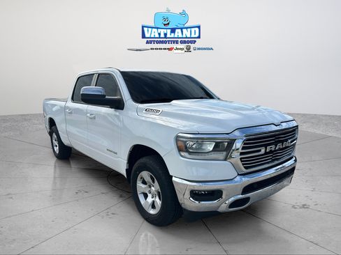 Used 2024 RAM 1500 Laramie AWD/4WD image 7