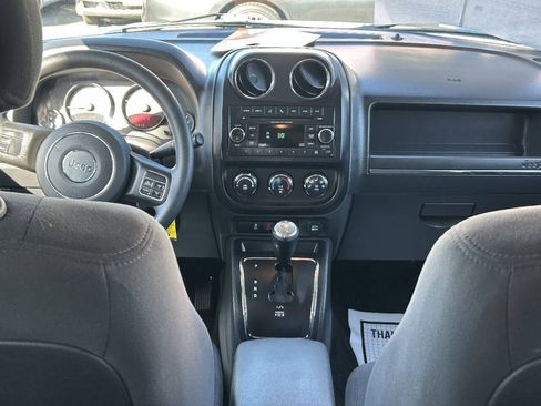 Used 2017 Jeep Patriot Sport w/ Power Value Group FWD image 21