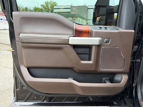 Used 2019 Ford F450 King Ranch w/ King Ranch Ultimate Package AWD/4WD image 21