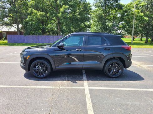 New 2026 Chevrolet TrailBlazer LT w/ Midnight Edition AWD/4WD image 4