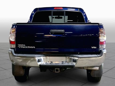 Used 2013 Toyota Tacoma 4x4 Access Cab V6 w/ TRD Off-Road Pkg image 5