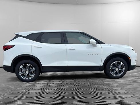 Used 2025 Chevrolet Blazer LT AWD/4WD image 5