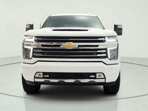 Used 2022 Chevrolet Silverado 3500 High Country w/ Safety Package II AWD/4WD image 2