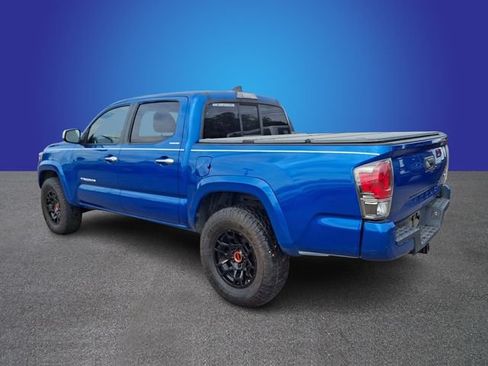 Used 2016 Toyota Tacoma Limited RWD image 5