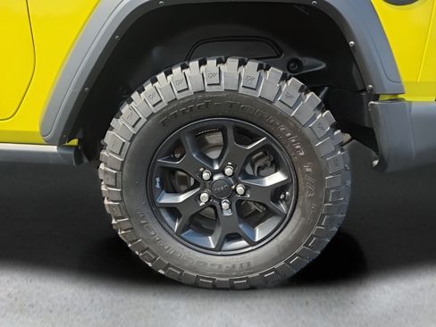 Used 2023 Jeep Wrangler Sport AWD/4WD image 15