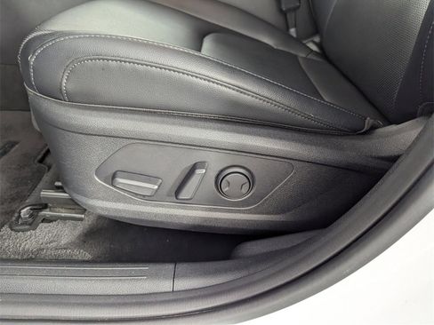 Used 2023 Kia Sportage EX image 13